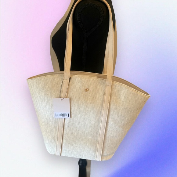 Brand New Lauren Conrad Cream Tote Bag, large tote bag, bags, purse, pink - Picture 1 of 6
